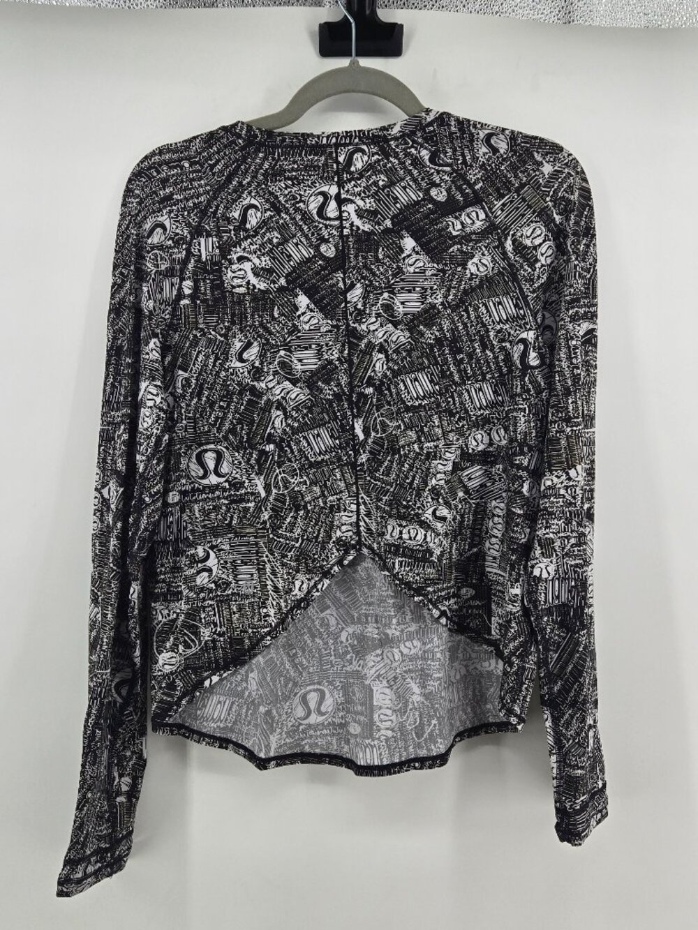 Lululemon Rise and Run Long Sleeve - 10 Tear It Up Alpine White Black - Picture 4 of 6